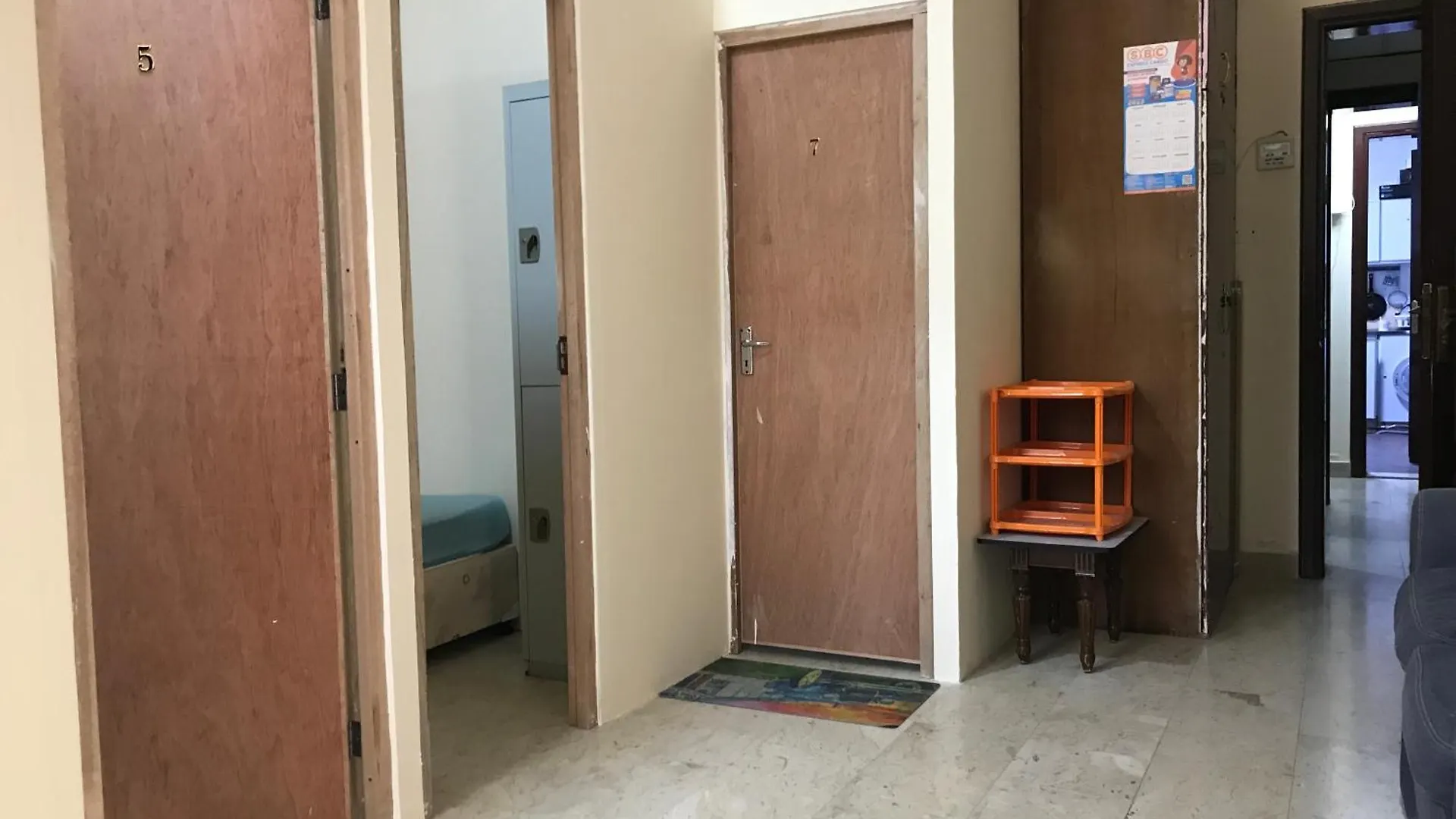 Homestay Backpacker'S Bed - No Parking Space Abu Dhabi United Arab Emirates